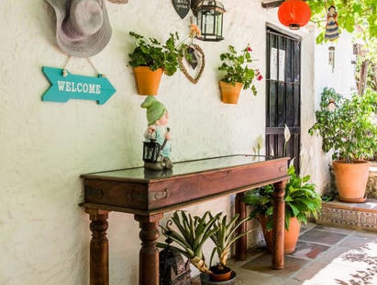 تختخواب و صبحانه At Home In Malaga Stay & Solo Travellers