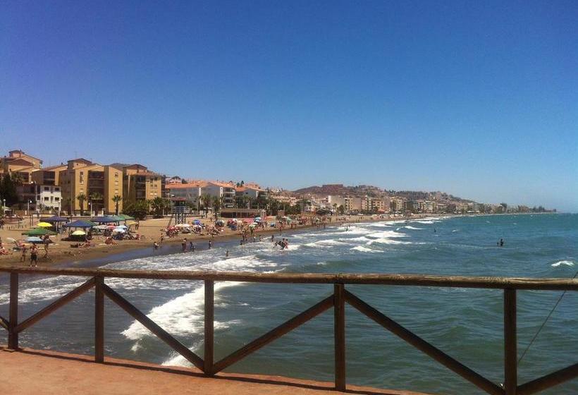 تختخواب و صبحانه At Home In Malaga Stay & Solo Travellers