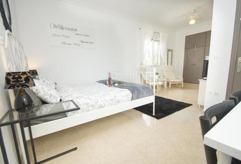 ベッドアンドブレックファースト Bed&breakfast Casa Beli