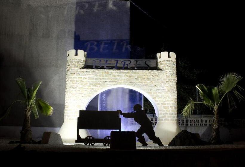 مبيت وإفطار Casa Rural Entresierras