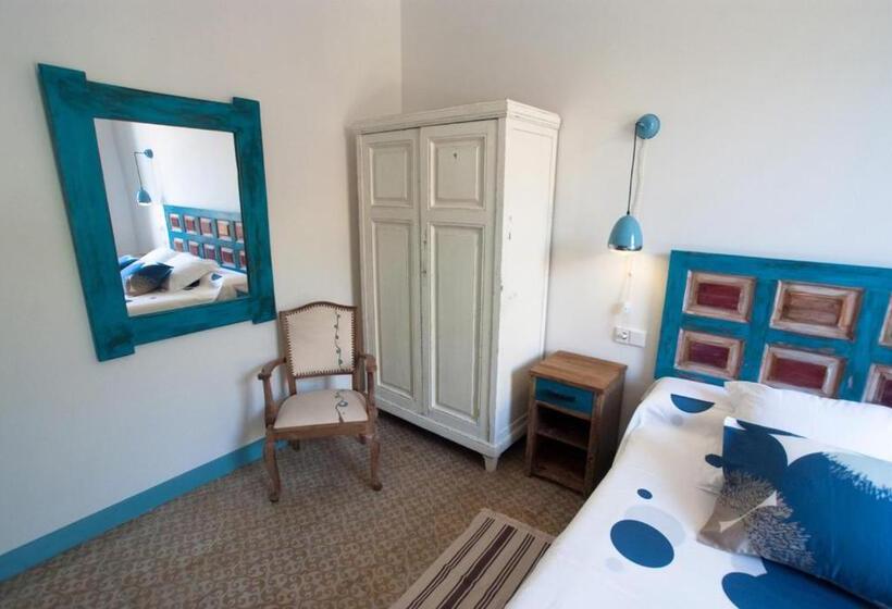 ベッドアンドブレックファースト Hostal Chic