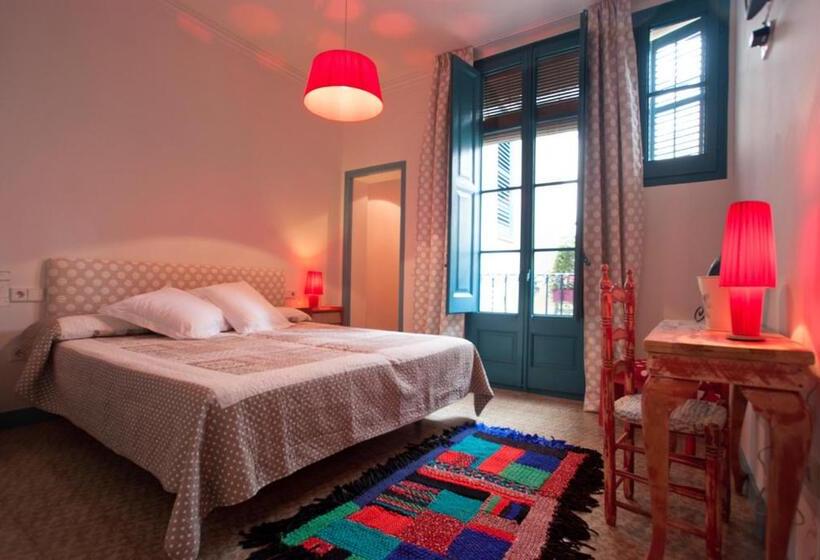 مبيت وإفطار Hostal Chic