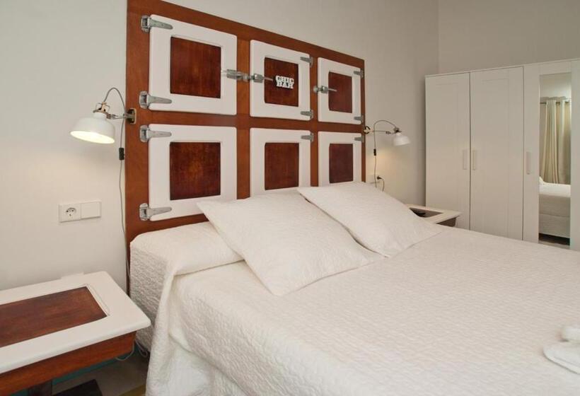 مبيت وإفطار Hostal Chic