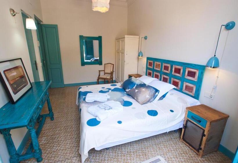 ベッドアンドブレックファースト Hostal Chic