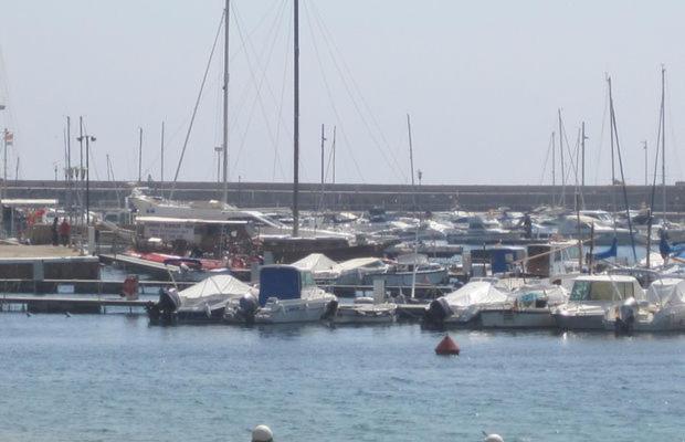 مبيت وإفطار Hostal Chic