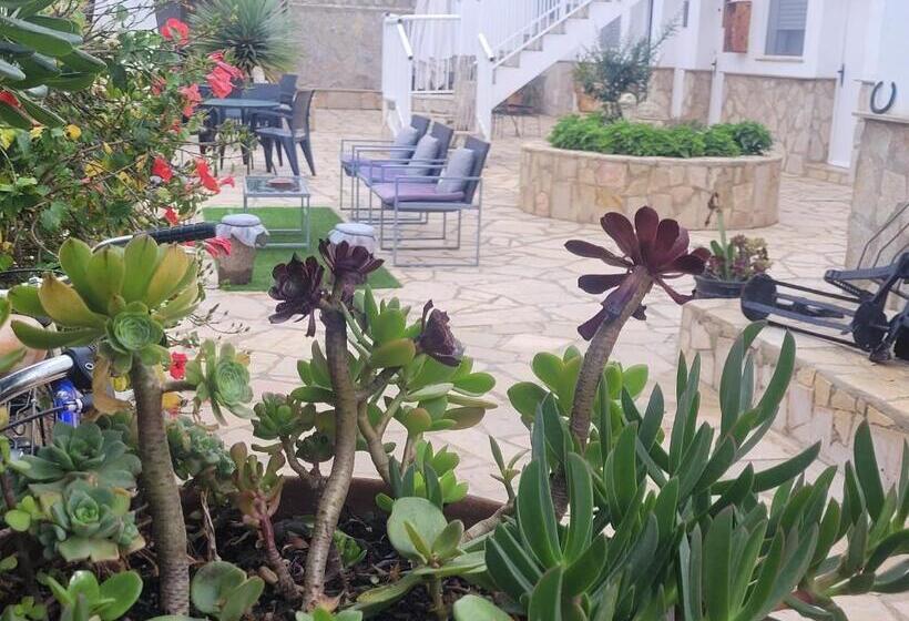 住宿加早餐  La Llar De Laura