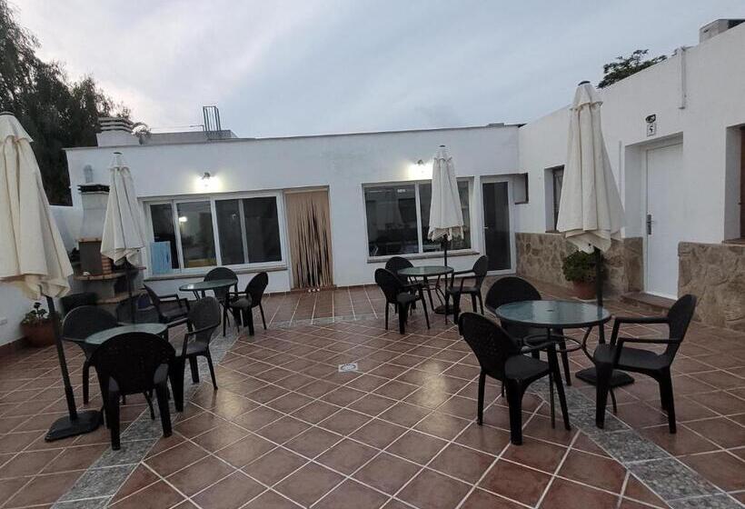 住宿加早餐  La Llar De Laura