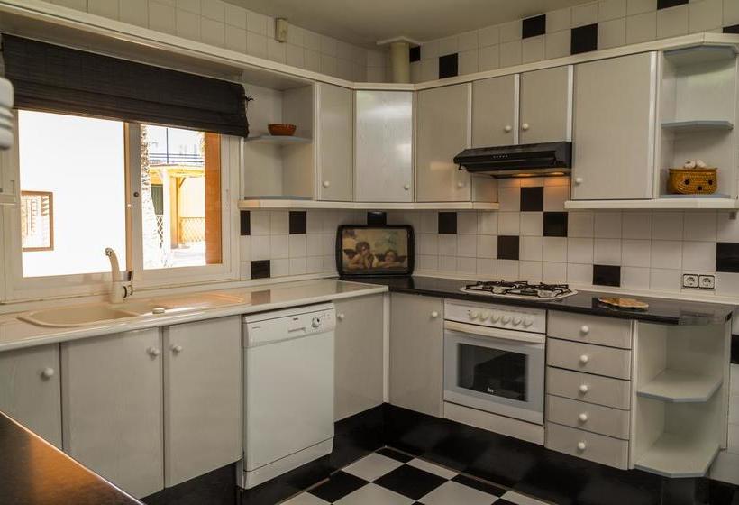 צימר Palm Luxury Retreat