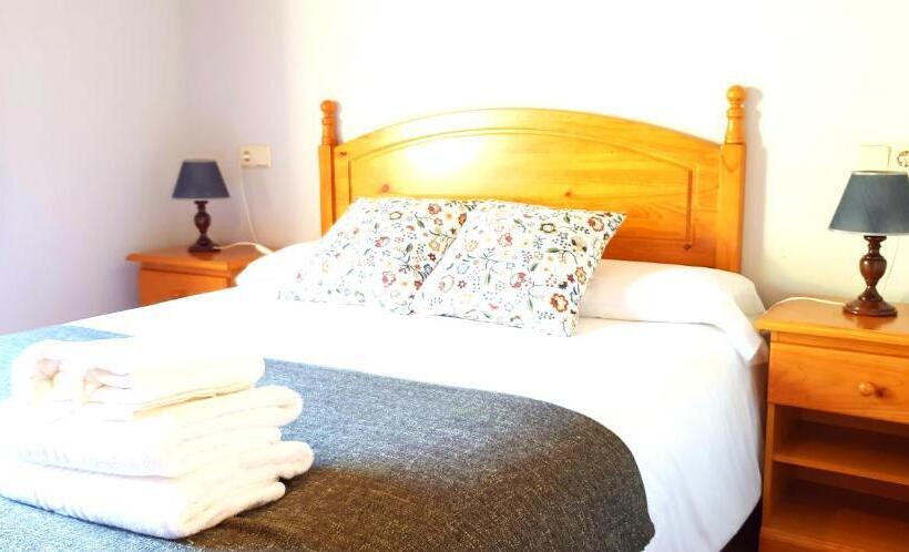 مبيت وإفطار Casa Rural Cuny