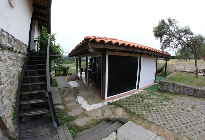 Hostel Barrika Surf Camp