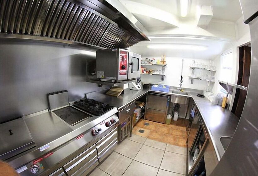 Hostel Barrika Surf Camp