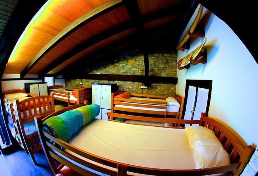 Hostel Barrika Surf Camp