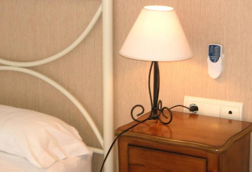 호텔 Aire De Colldejou