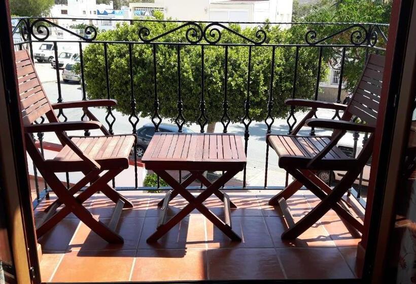 ホテル Apartamento Carolina Y Vanessa