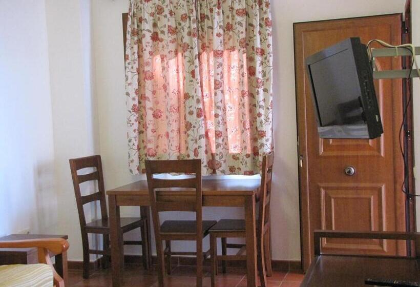 ホテル Apartamento Carolina Y Vanessa