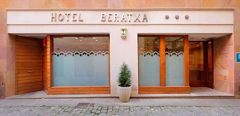ホテル Beratxa