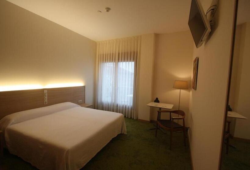 בית מלון כפרי Cal Piteu