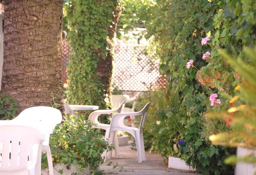 בית מלון כפרי California