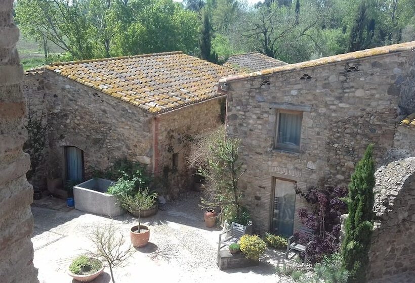 هتل Can Carbó De Peralada