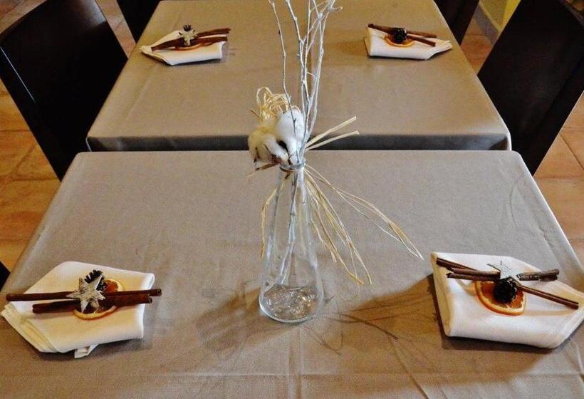 Отель Can Panyella