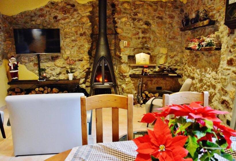 Отель Can Panyella