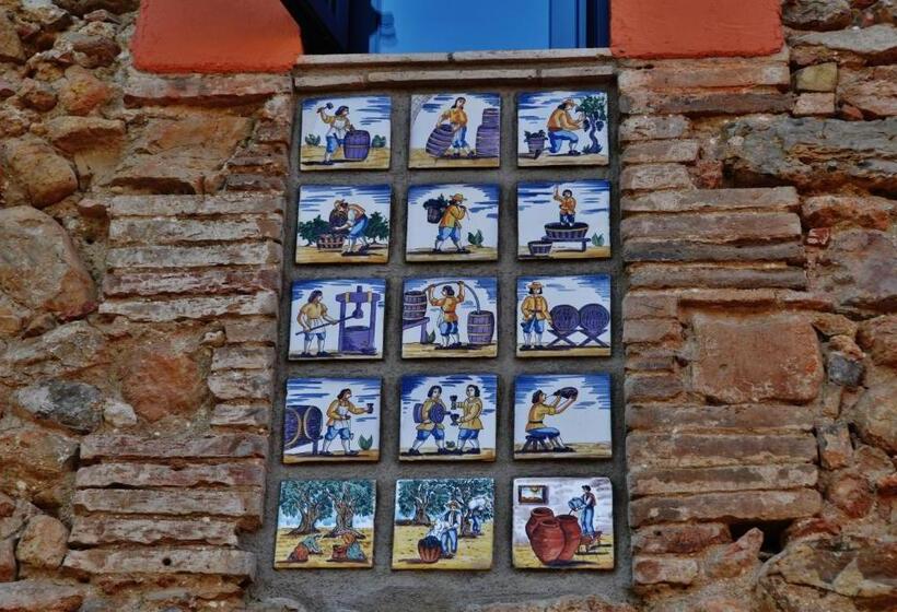 Отель Can Panyella