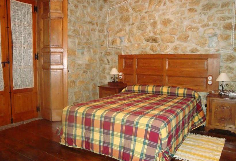 فندق Casa De Aldea La Casona De Los Valles