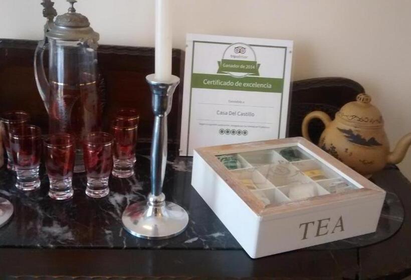 هتل Casa Del Castillo