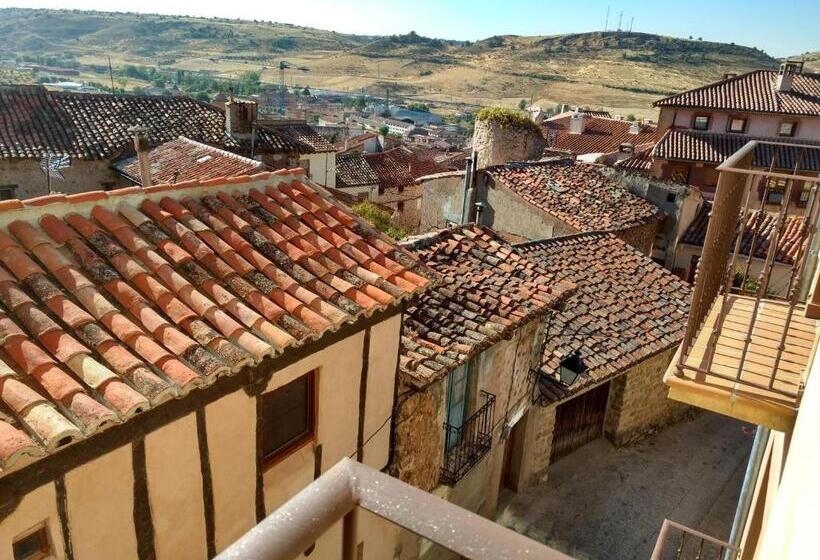 هتل Casa Del Castillo