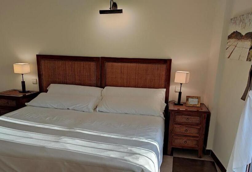 هتل Casa Del Castillo