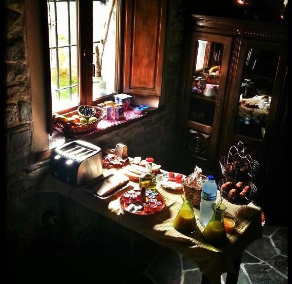 فندق Casona De El Castaniu