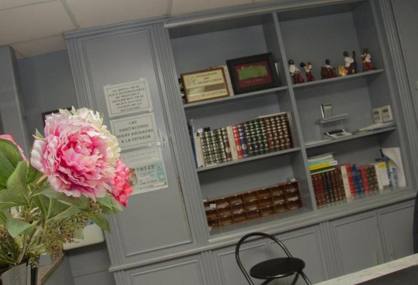 酒店 Ciudad De Alcala