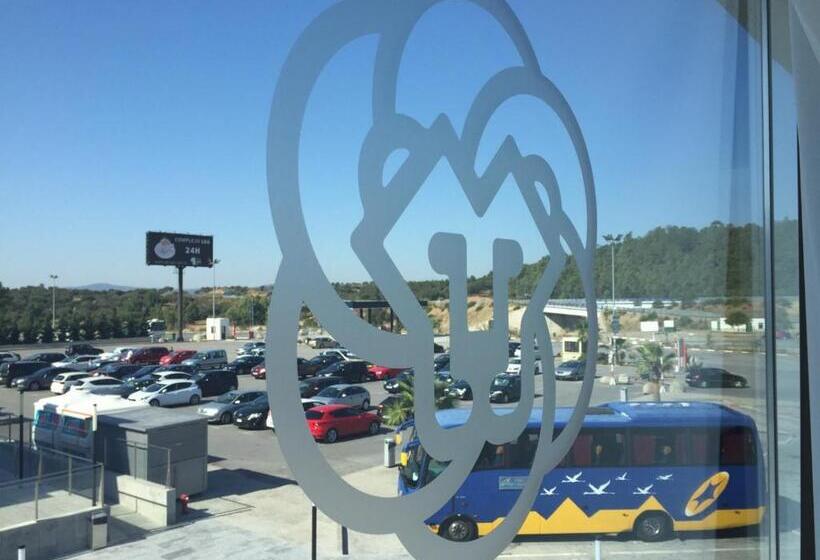 هتل Complejo Leo 24h