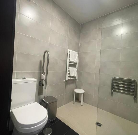 هتل Complejo Leo 24h