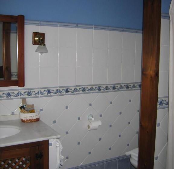 בית מלון כפרי De Montaña Cueva Ahumada