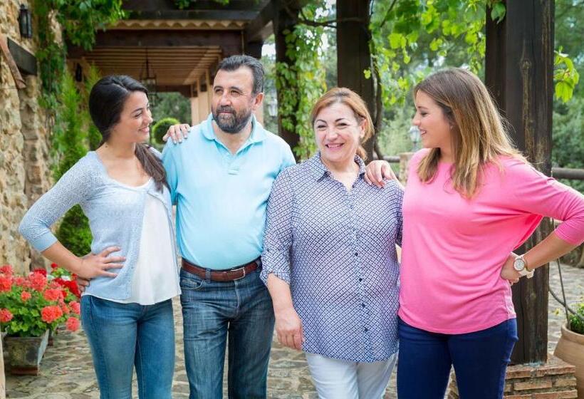 בית מלון כפרי De Montaña Cueva Ahumada