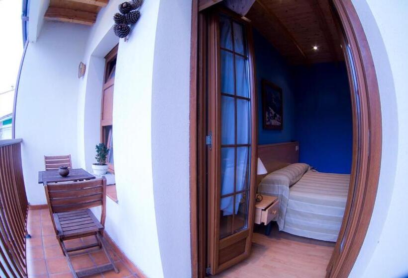 هتل El Horreo De Aviles