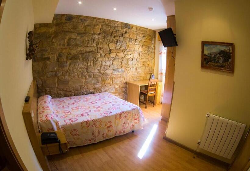 هتل El Horreo De Aviles