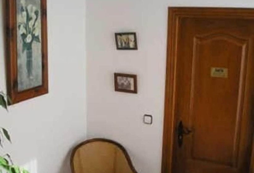 בית מלון כפרי El Perro De Paterna