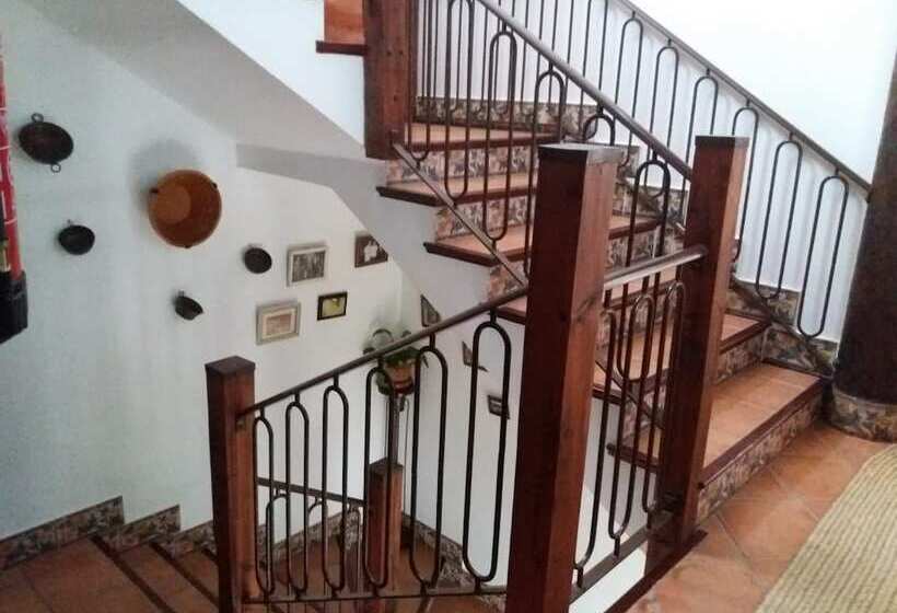 בית מלון כפרי El Perro De Paterna