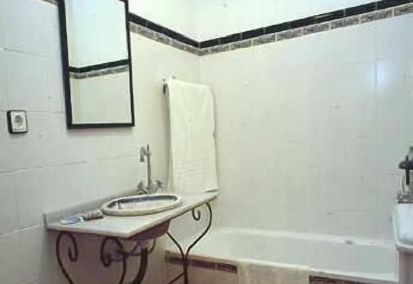 בית מלון כפרי El Perro De Paterna