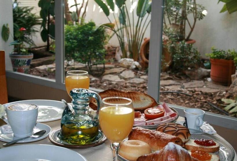 ホテル El Pinche De Oro