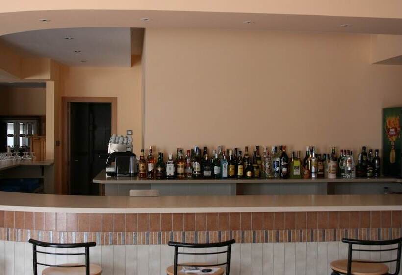 호텔 El Portón De La Sierra