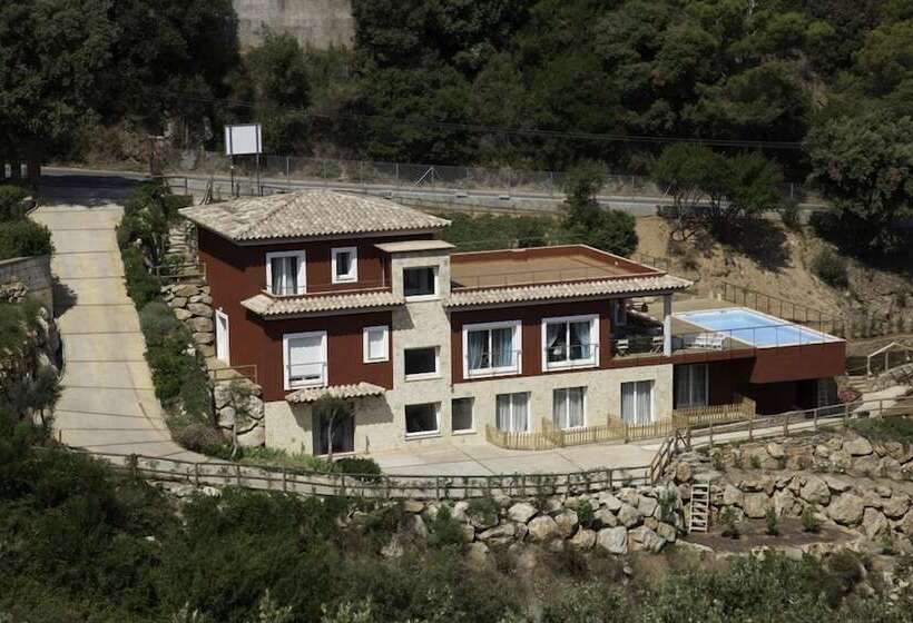 هتل Es Cel De Begur