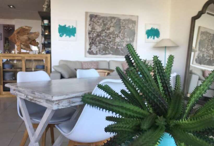 هتل Es Cel De Begur