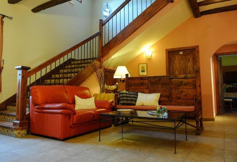 בית מלון כפרי Font Del Pas