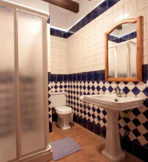 هتل Hostal El Cortijo