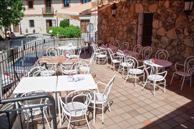 هتل Hostal La Maya