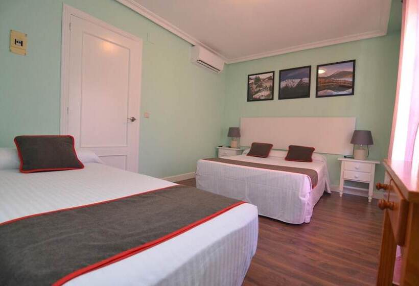 Отель Hostería El Bodegón De Gredos