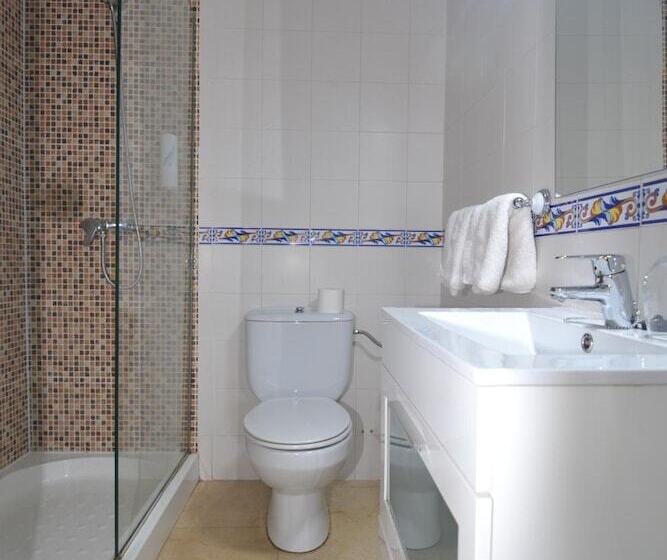 Отель Hostería El Bodegón De Gredos